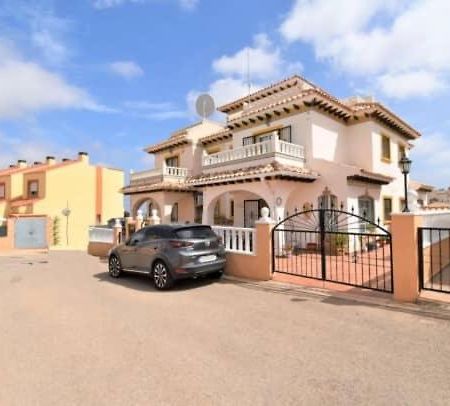 奥里韦拉Casa En A Colina 69别墅 外观 照片